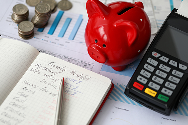 How Family Living Expenses Effect the Farm Loan Process 1
