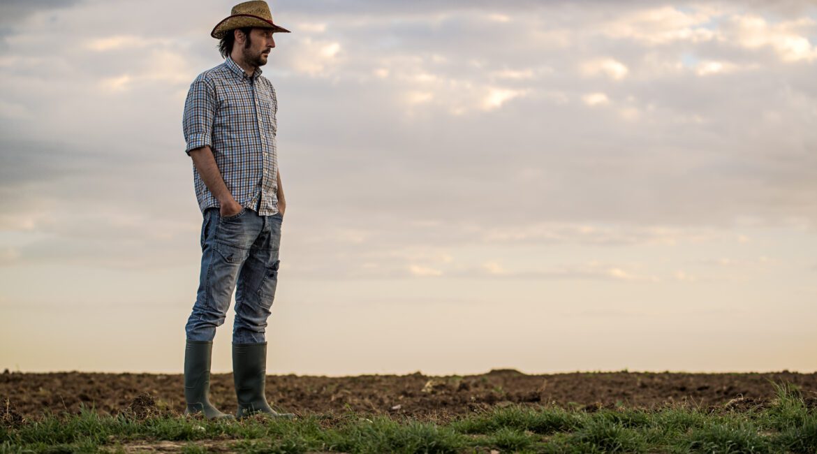 PROVEN STRATEGIES: FARM SUCCESS DURING ADVERSITY 1 Success during Agricultural Uncertainty